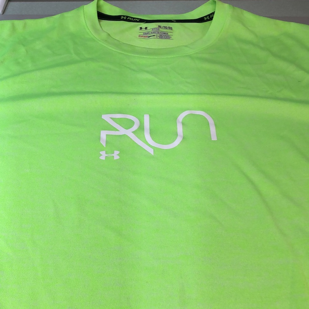 Men’s neon, yellow/green fitted T-shirt - Picture 3 of 7